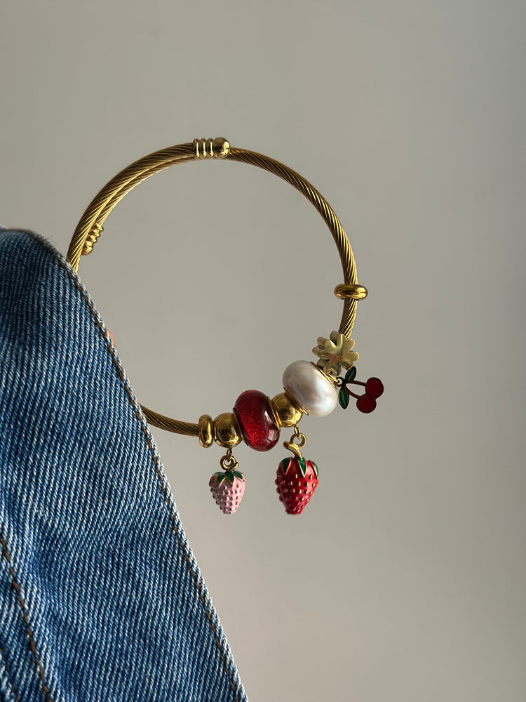 Cherry-Pop-Bracelet