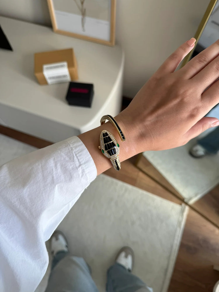 The-Bold-Serpentina-Watch-Bracelet