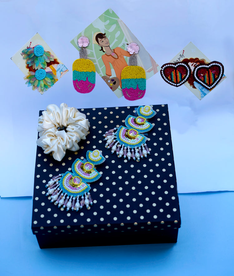 HANDMADE-EARRINGS-HAMPER