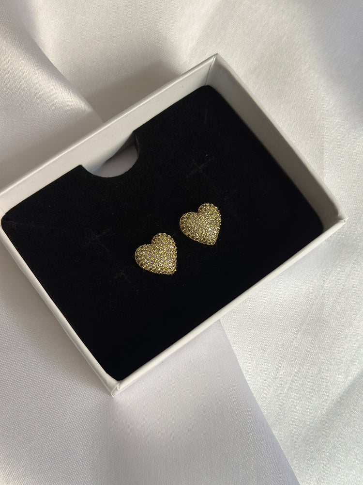 The-Little-love-Studs