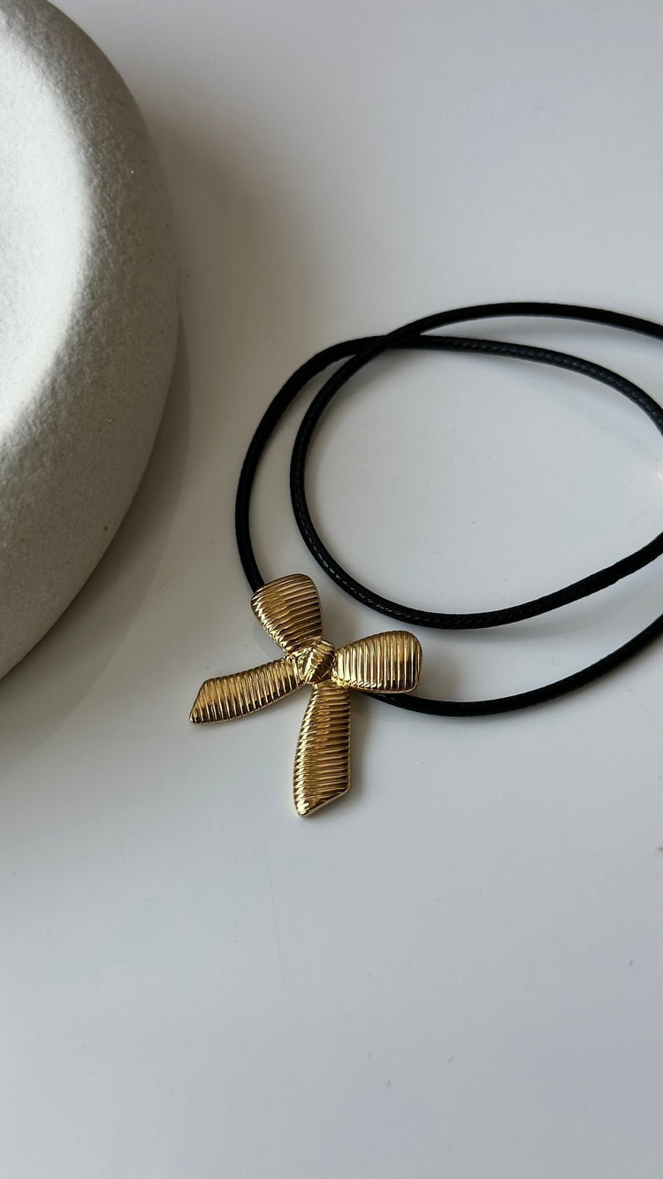 ERON NECKLACE