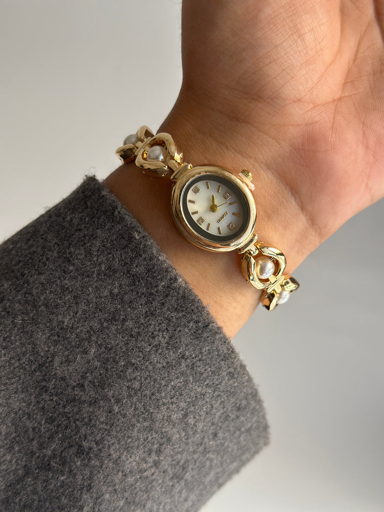 LILY VINTAGE WATCH
