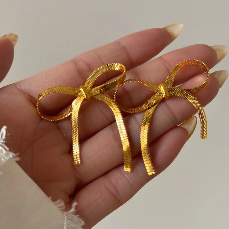 GOLDEN-BOW-DROPS