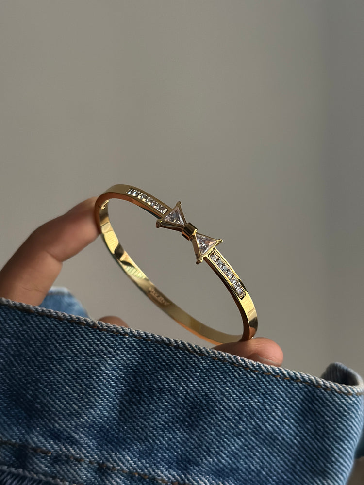 BELLA-BOW-BRACELET