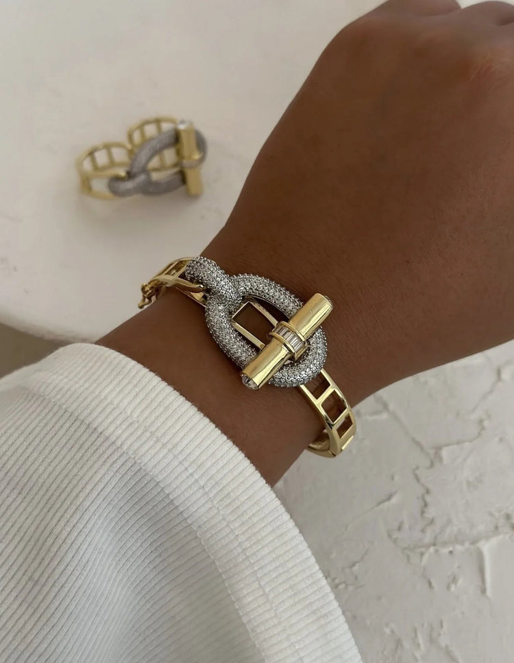 THE-NEW-ERA-BRACELET