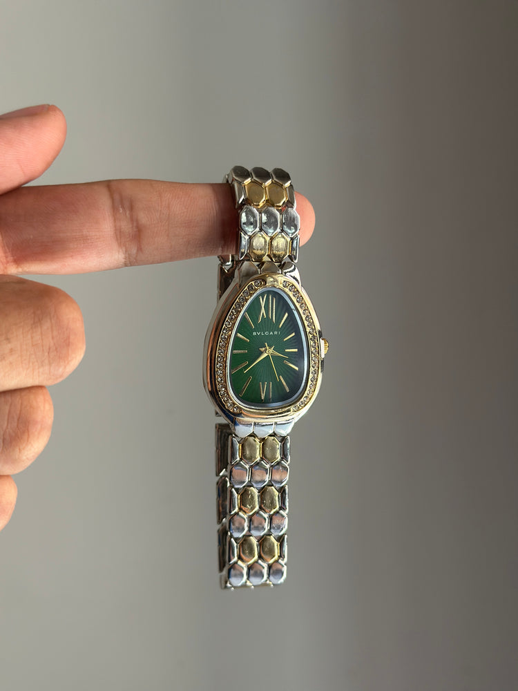 VERDANT VINTAGE WATCH ( GREEN DIAL)