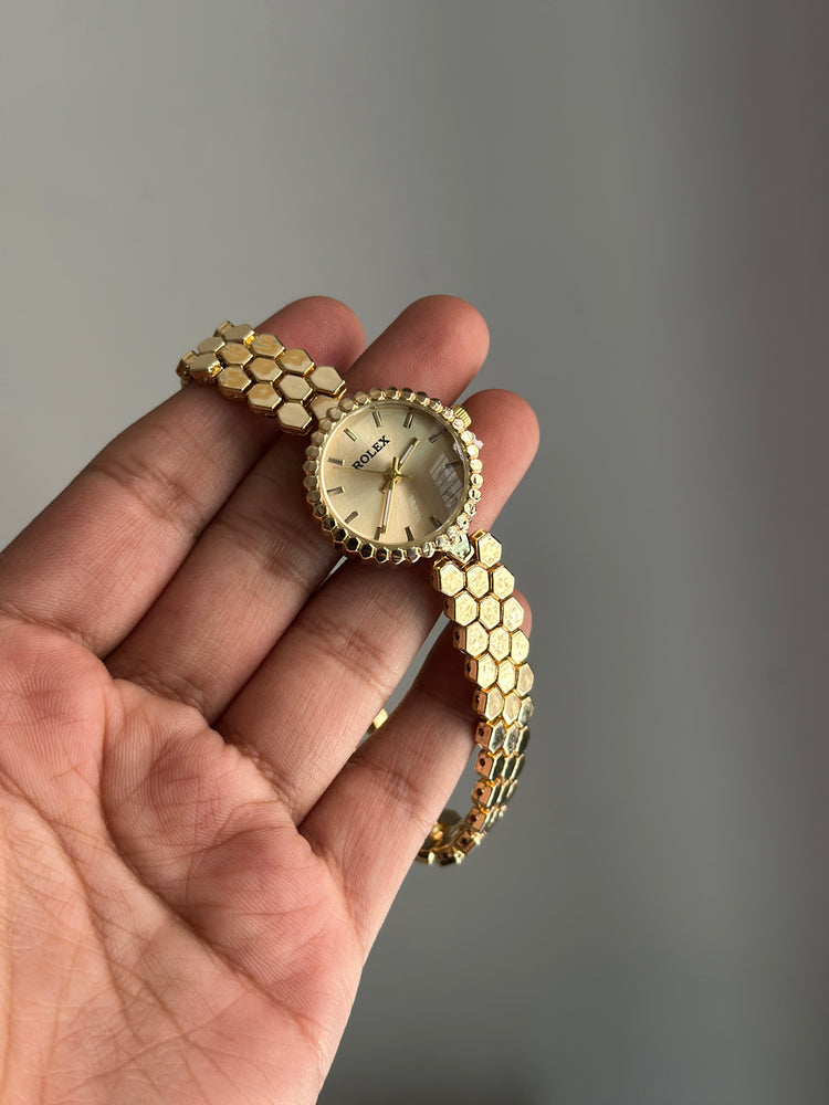 IMPERIAL GOLD VINTAGE WATCH