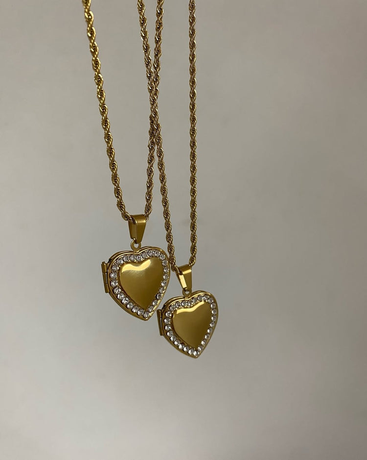 OPEN-HEART-NECKLACE