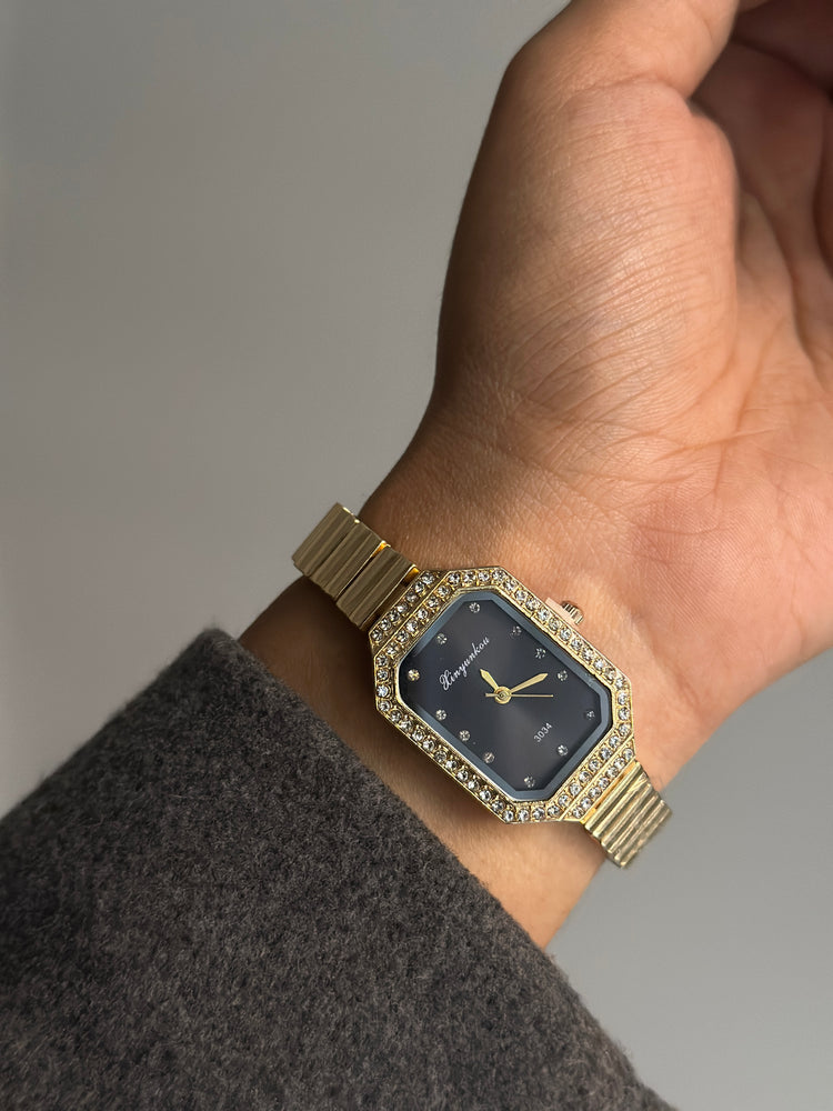 CRYSTAL BOOM( BLACK DIAL)