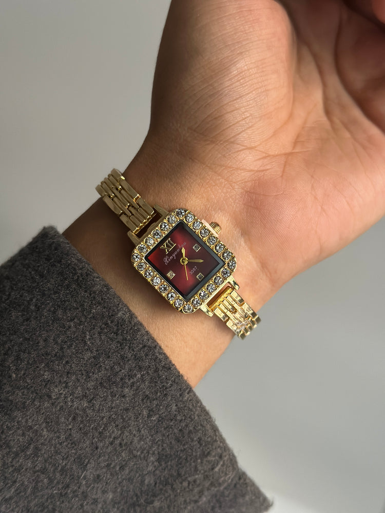 CHERRY LUXE VINTAGE WATCH