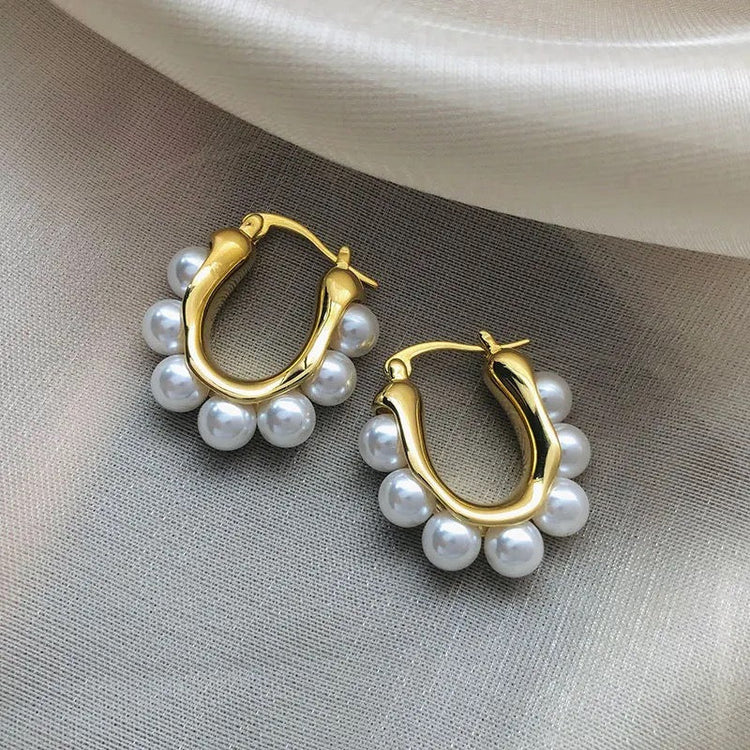 PEARL-ROUND-HOOPS