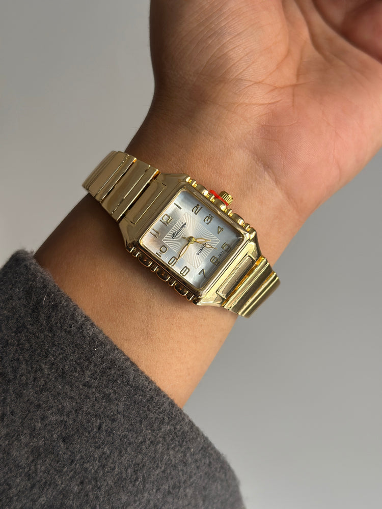 MOONLIGHT WHITE VINTAGE WATCH