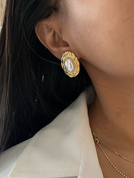 IVAANI-PEARL-STUDS
