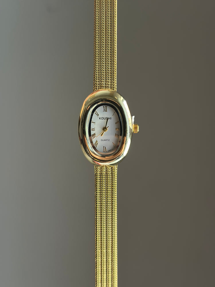 SNOWWHITE VINTAGE WATCH