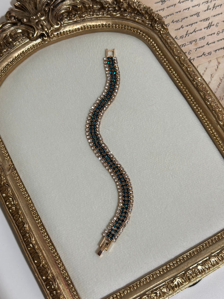 GOLDEN-BLUE-BRACELET