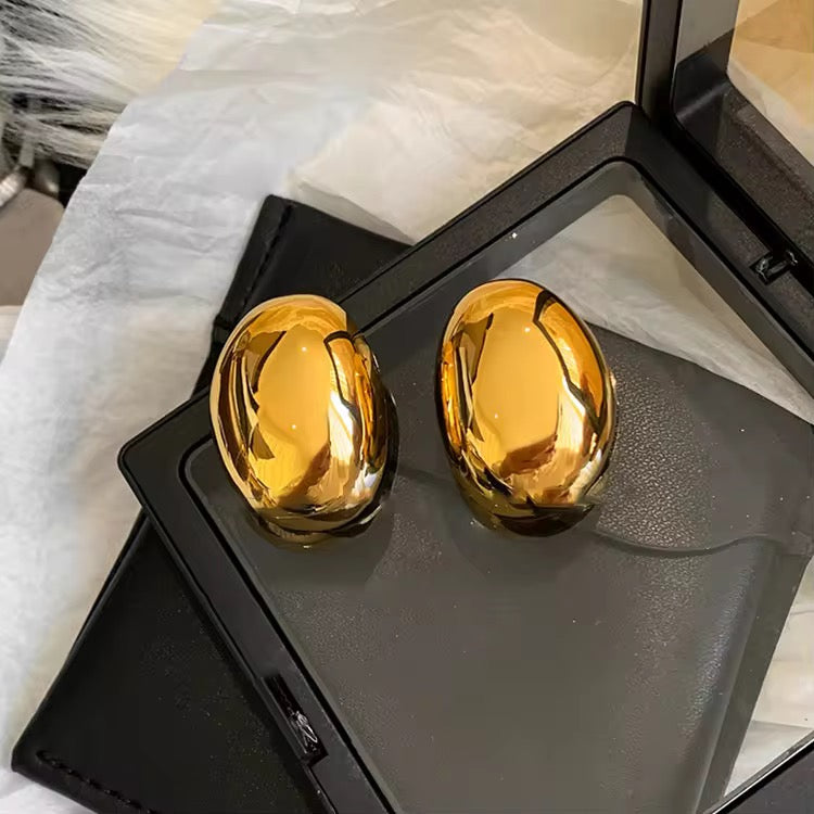 OVAL-STUDS