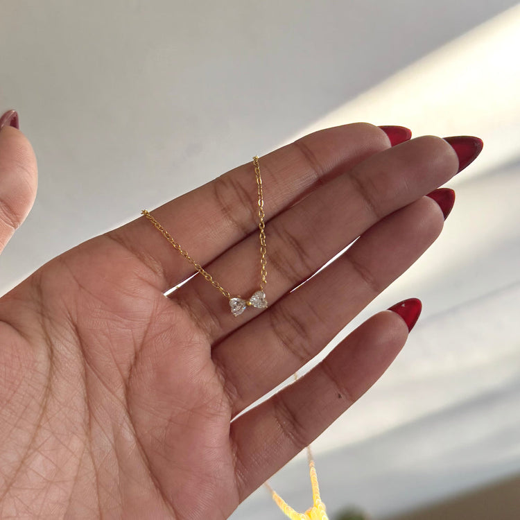 CRYSTAL-BOW-NECKLACE