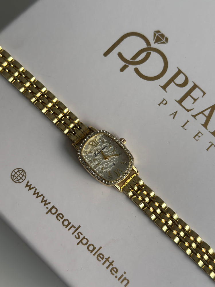 ELIZABETH VINTAGE WATCH