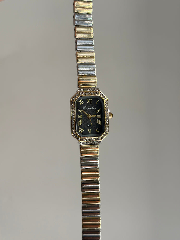 BLACK ROSE VINTAGE WATCH