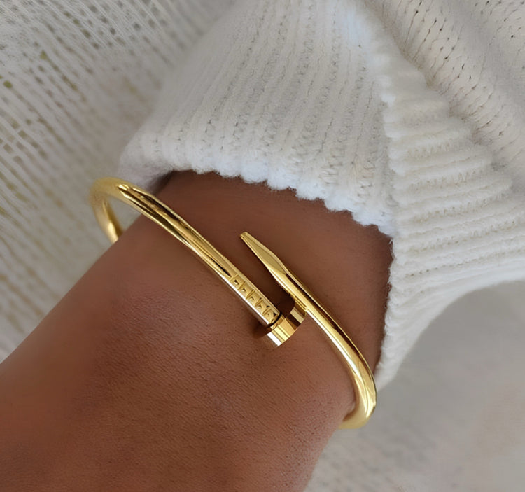 NAIL BRACELET