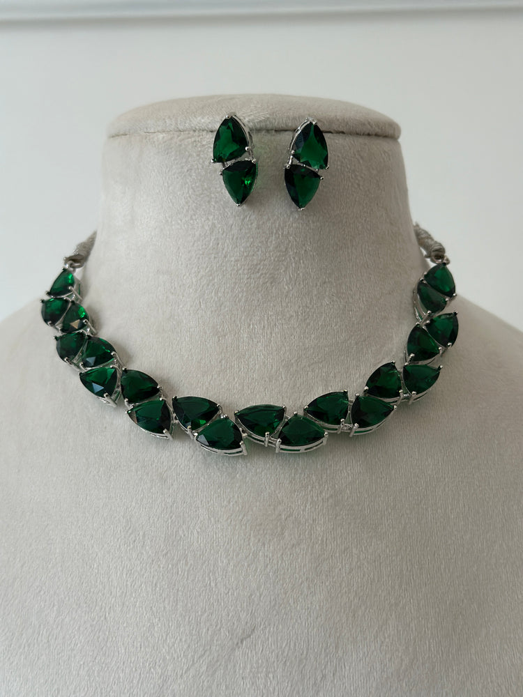 NAYRA-NECKLACE-SET