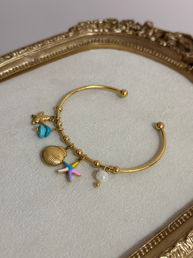 OCEAN-CHARMS-BRACELET