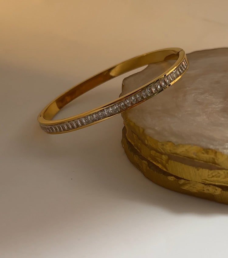 LUXE BAND