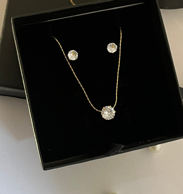 MYRA PENDANT SET
