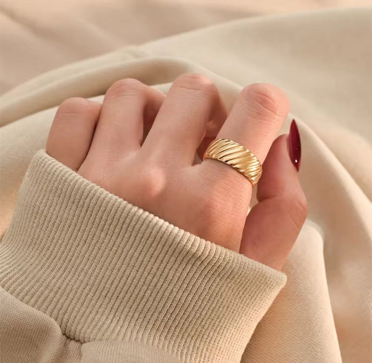 VENUS RING RING 14