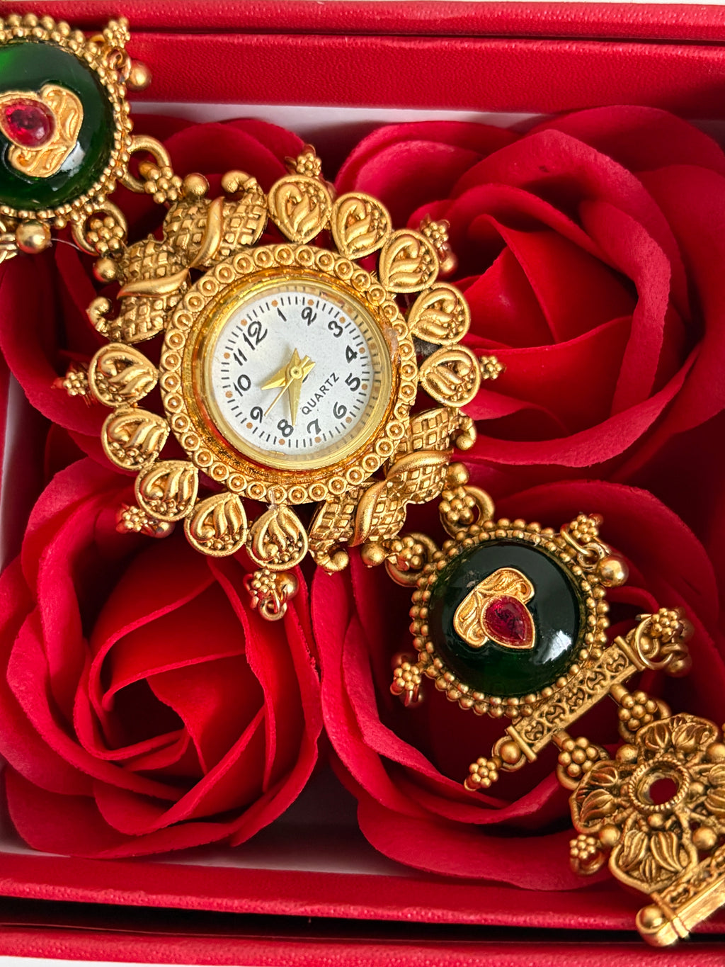 PRIYASHNA HERITAGE WATCH