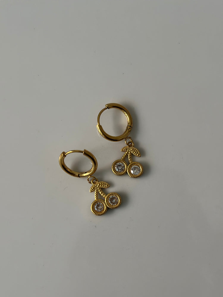 NOORIE-PREMIUM-CHERRY-HUGGIES