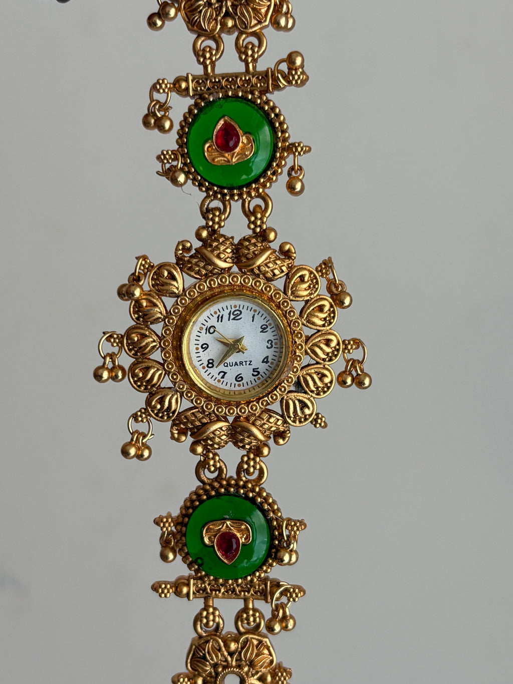 PRIYASHNA HERITAGE WATCH