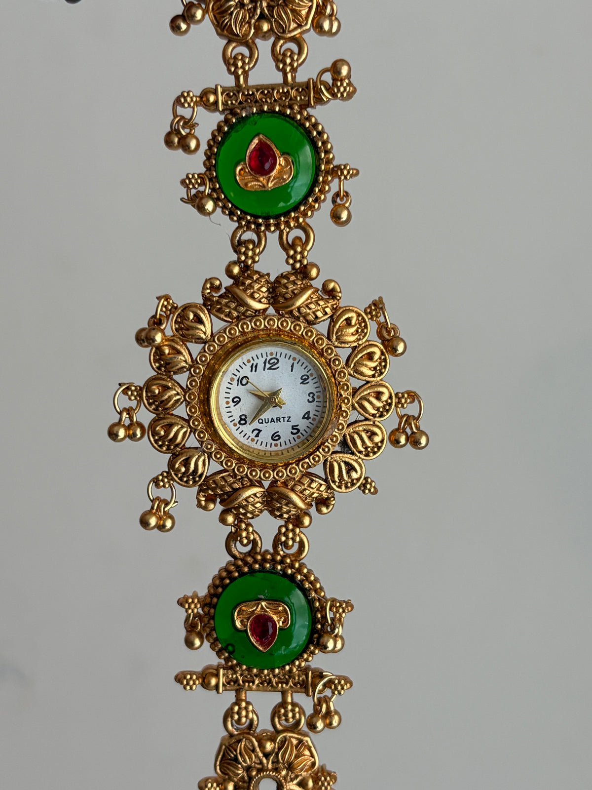 PRIYASHNA HERITAGE WATCH