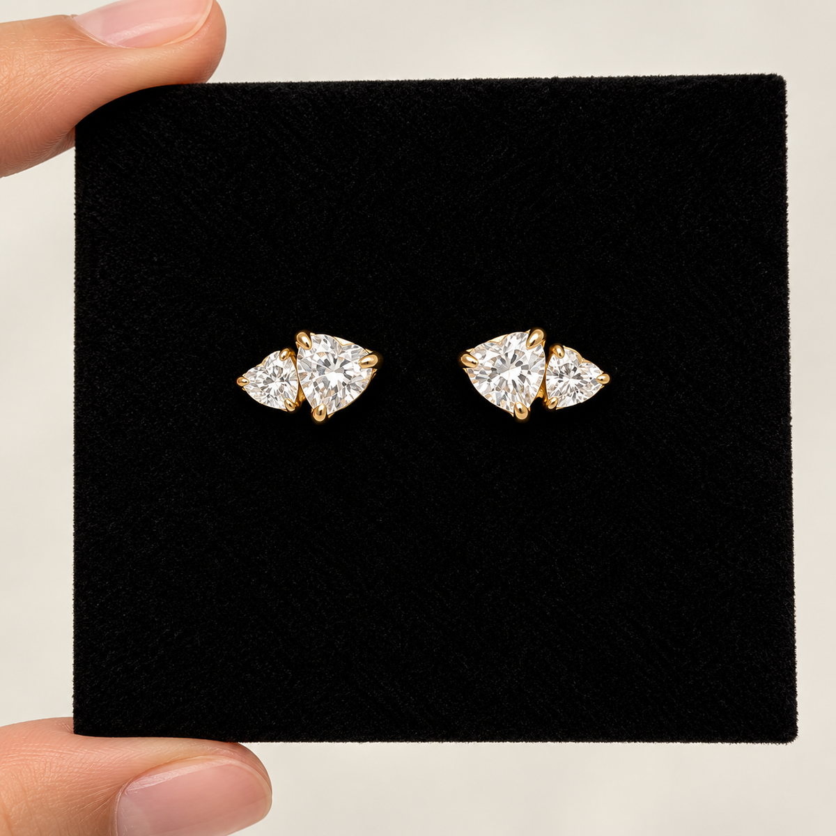 LOVE SPARK STUDS