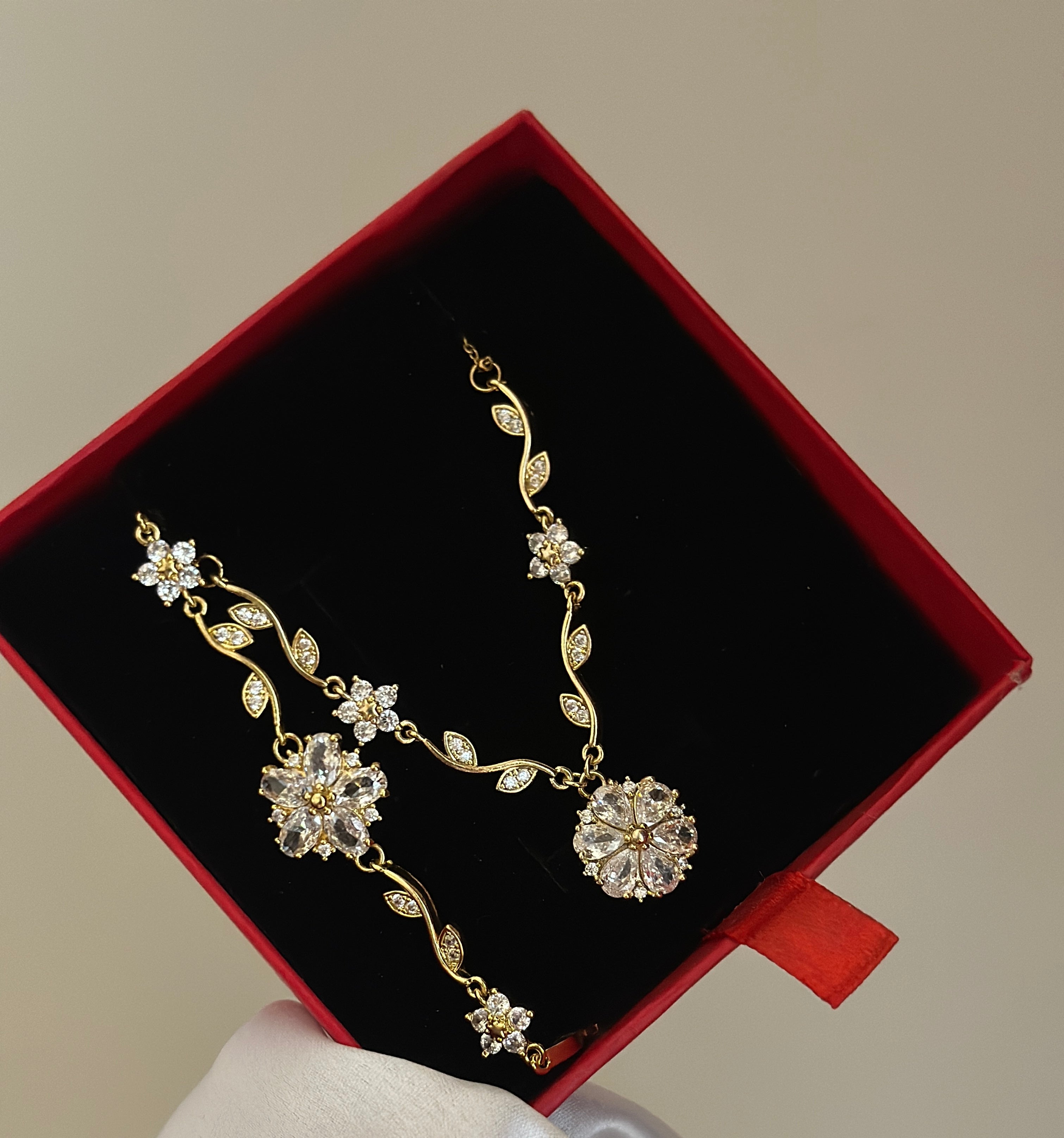 KIARA NECKLACE BRACELET COMBO