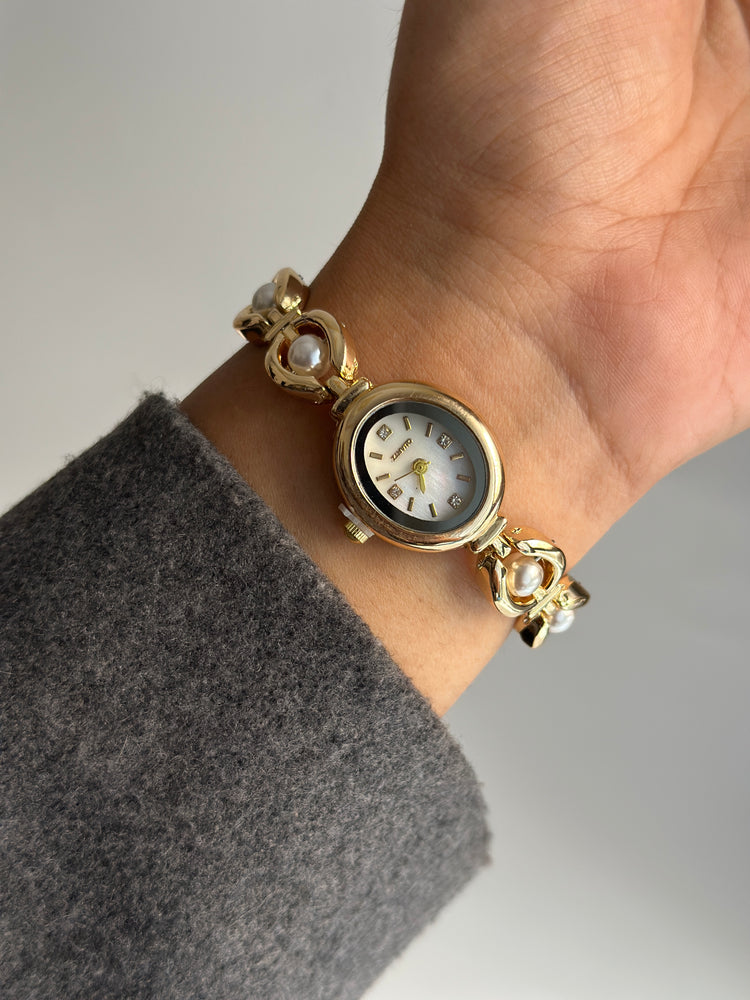 LILY VINTAGE WATCH