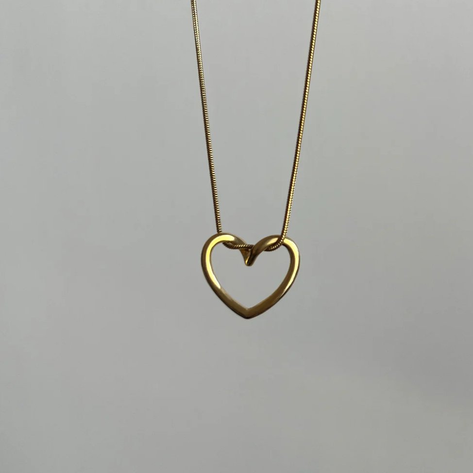 BARBARA NECKLACE