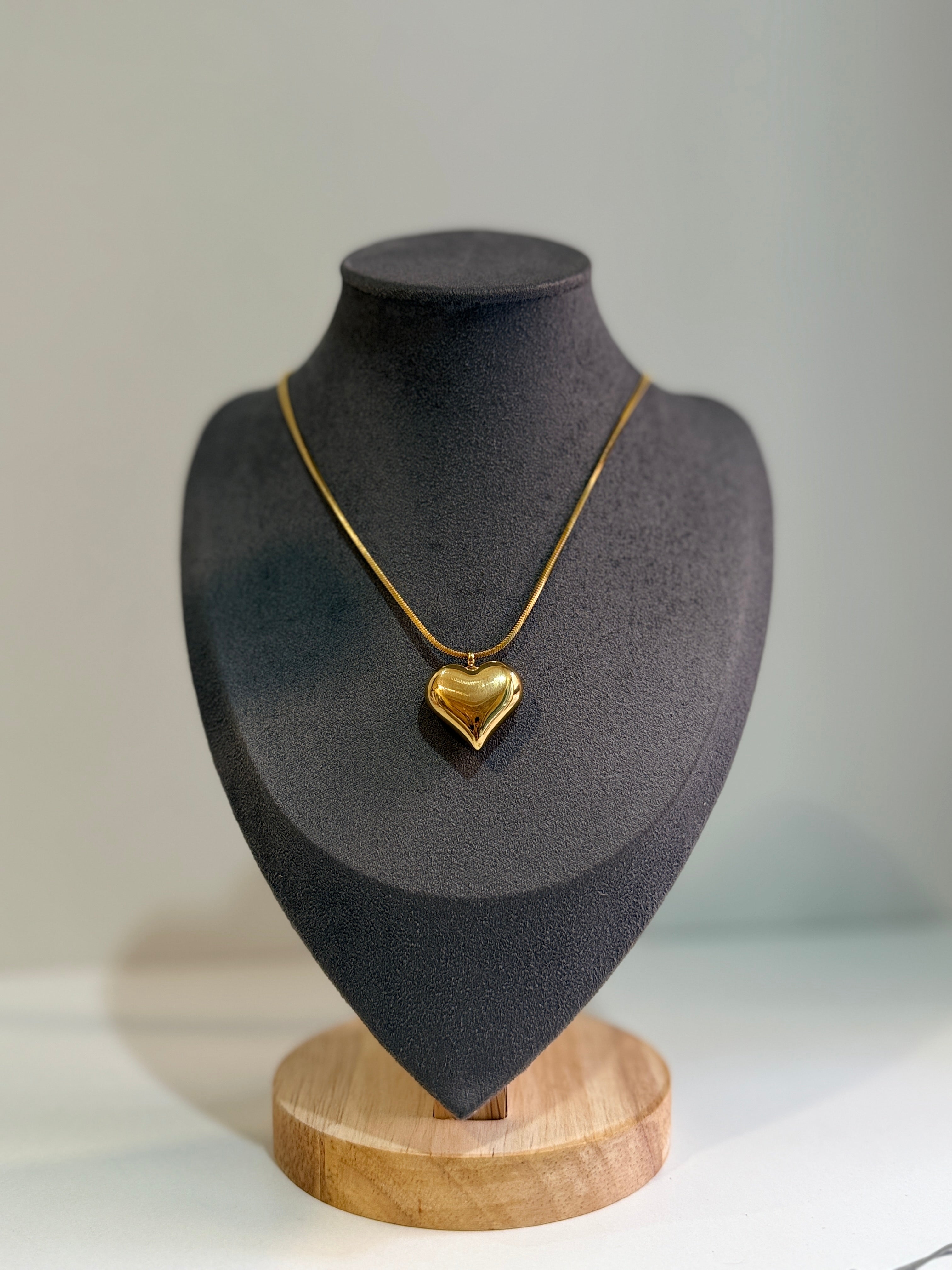 BRAZIL-HEART-NECKLACE
