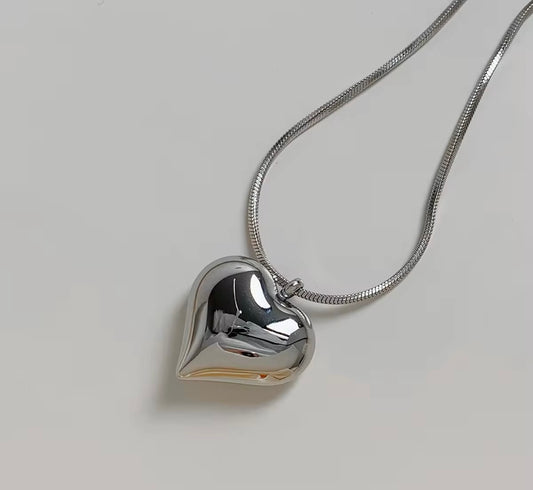 BRAZIL-HEART-SILVER-NECKLACE
