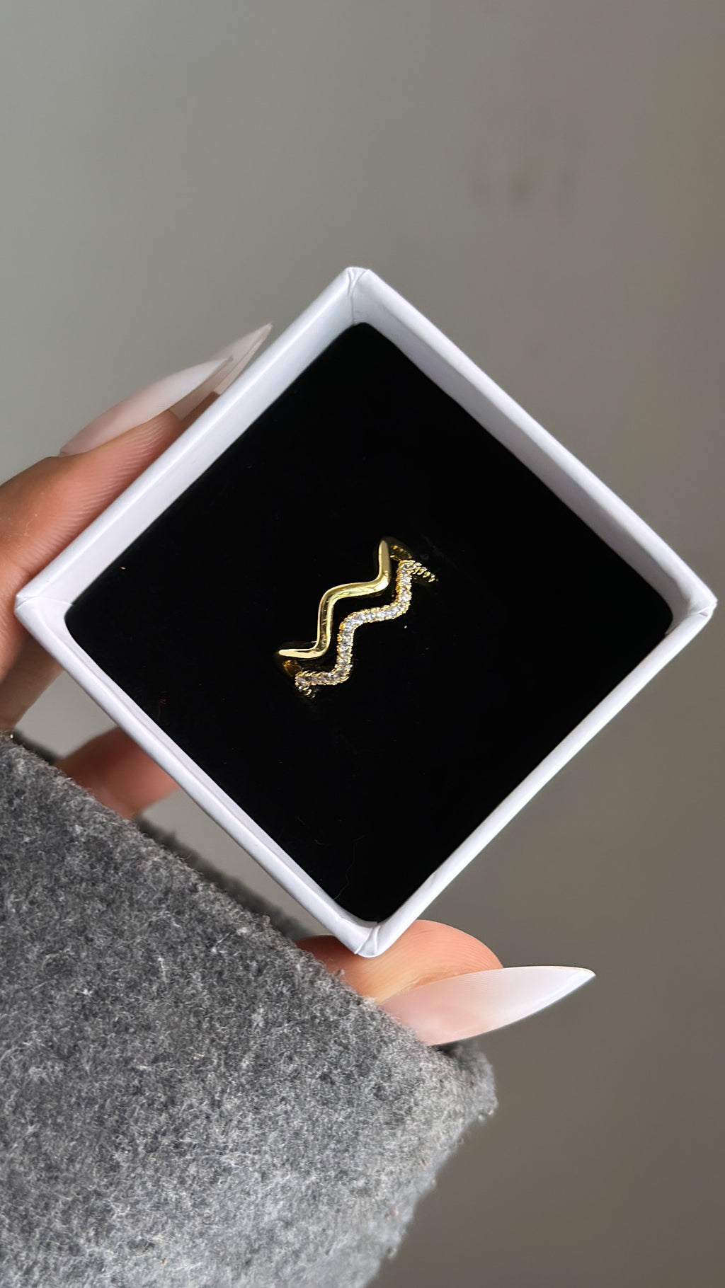 NORA-ADJUSTABLE-RING