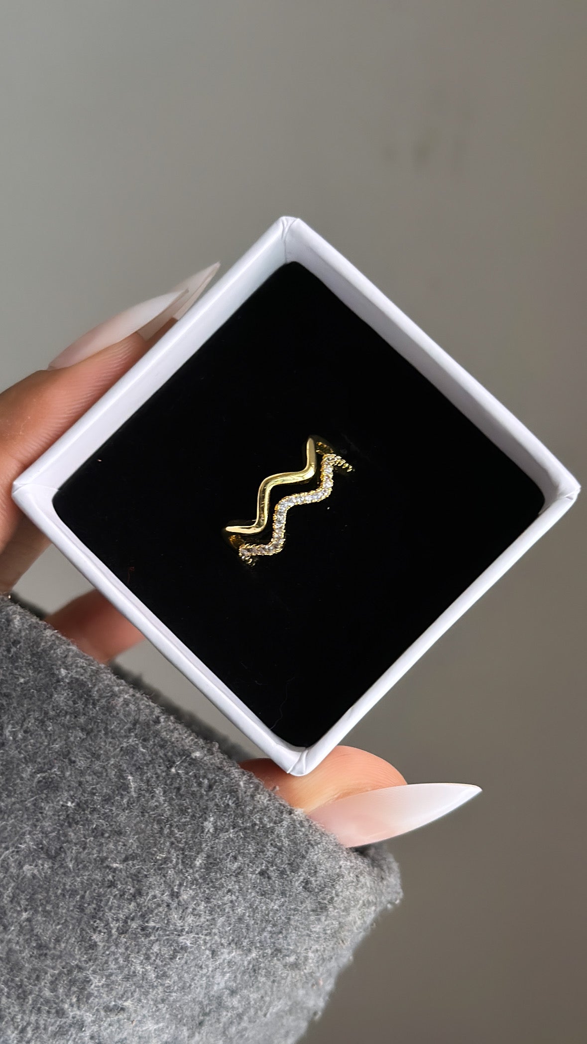 NORA-ADJUSTABLE-RING