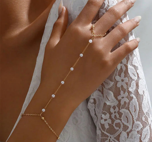 LEZARA-HAND-CHAIN