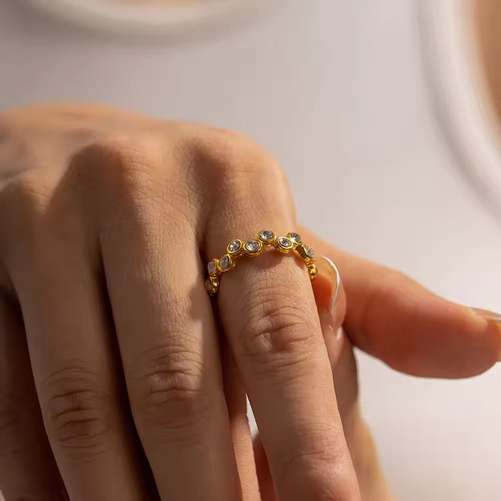 GEMSTONE-ADJUSTABLE-RING