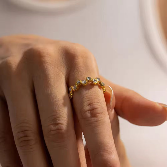 GEMSTONE-ADJUSTABLE-RING