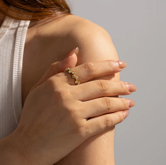 GEMSTONE-ADJUSTABLE-RING