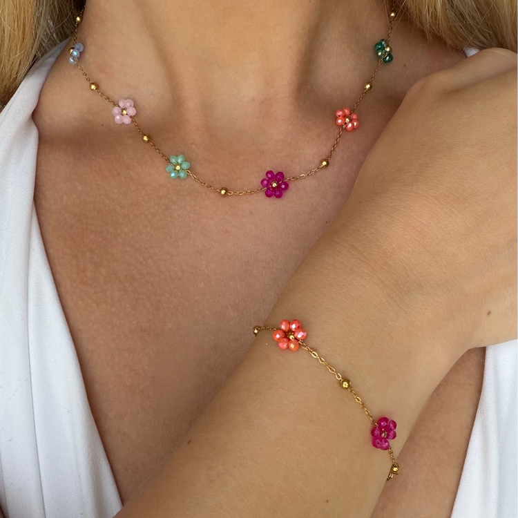 MULTI FLORA NECKLACE