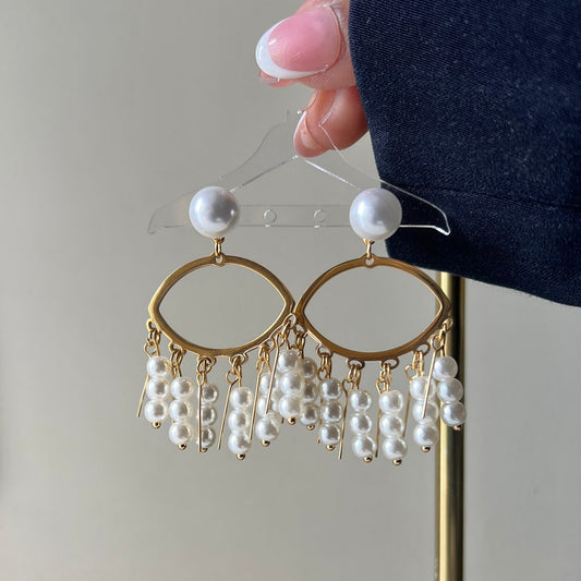 PEARL-EARRINGS