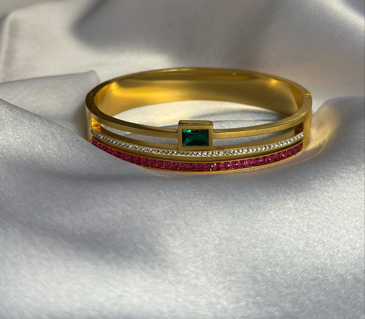 Trinity-Baby-Bracelet