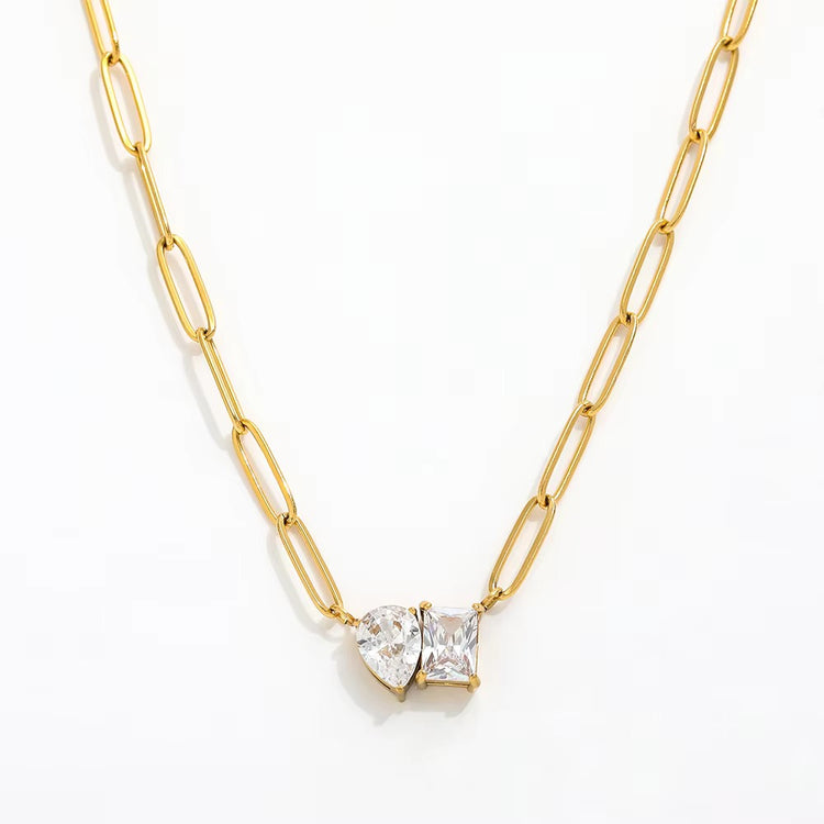 AMBER NECKLACE