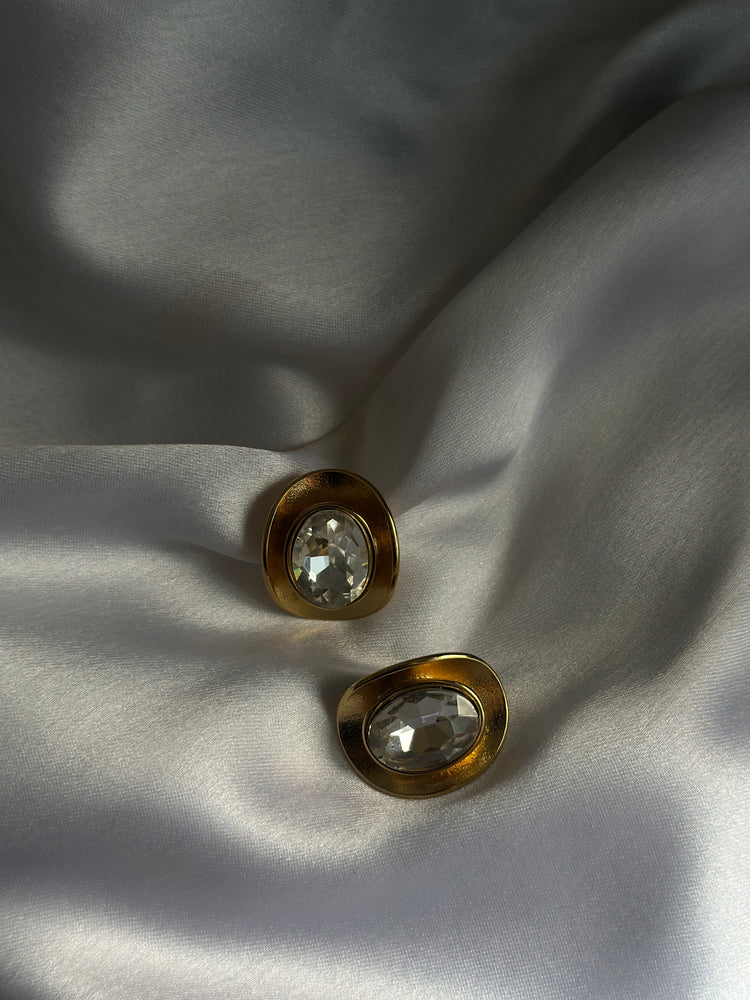 OPAL-STUDS